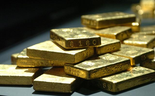 特朗普法案增赤字，财政扩张利好黄金